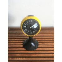 Vintage Blessing space age klok nr 2